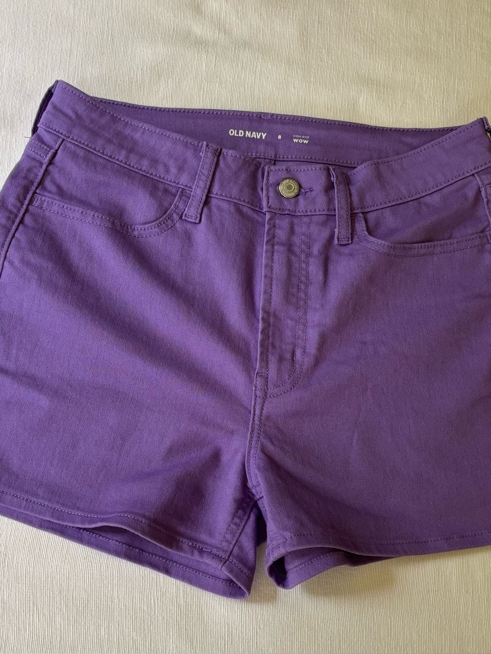 Old Navy Women's Size 8 High Rise Purple Cotton Blend Jean Shorts.